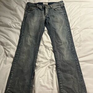 Women's low rise denim jeans straight/flared